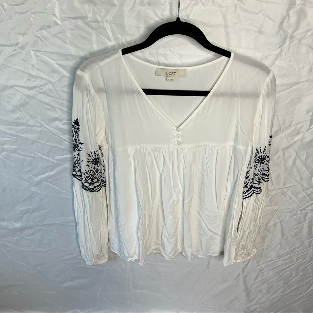 Loft flowy white top - small